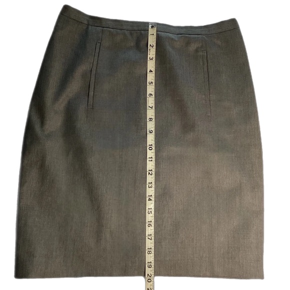 Talora Gray Skirt 95% Wool Lined Size 4 Back Zipper Italian-Made - Picture 11 of 14